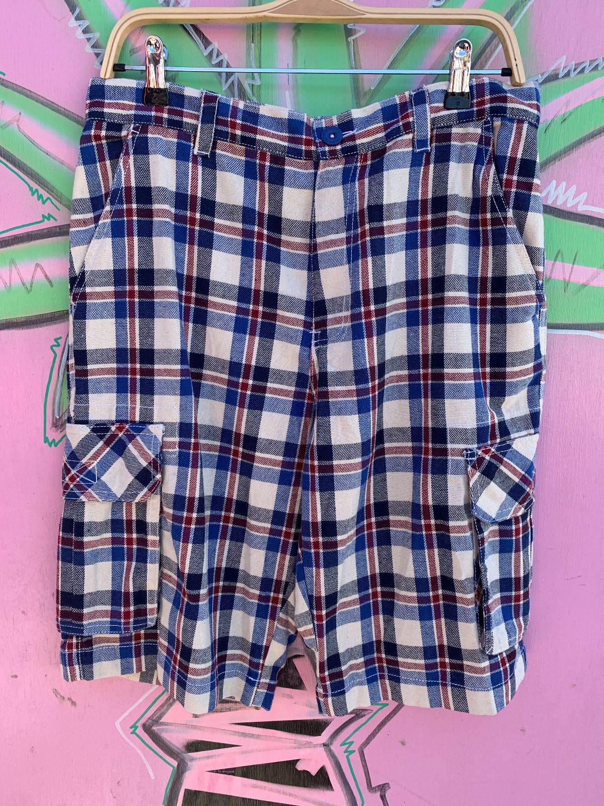 LMUNIC LMUNIC RED WHITE AND BLUE PLAID CARGO SHORTS in BLUE