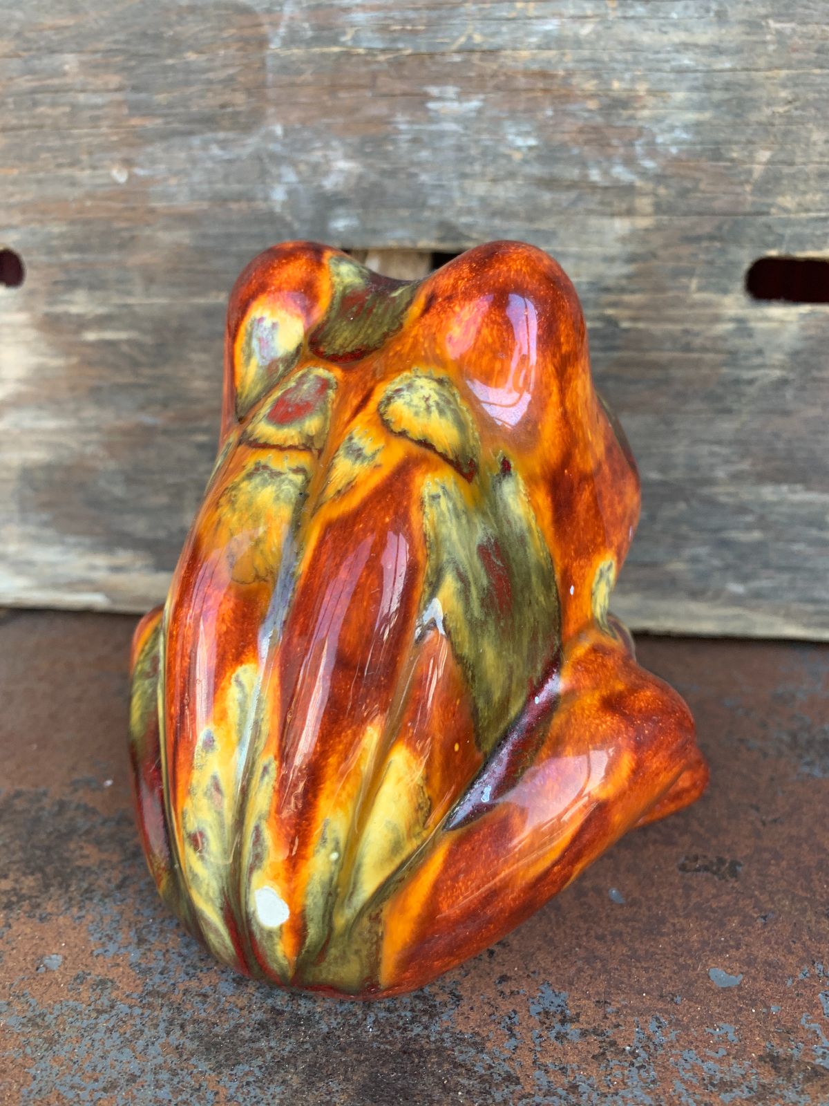 CERAMIC FROG WITH OPEN MOUTH FIGURINE in BROWN