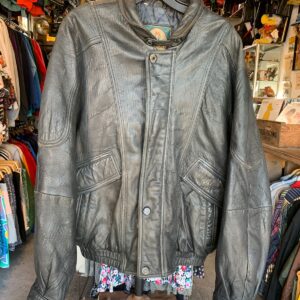 MEMBERS ONLY AS-IS 80S MEMBERS ONLY BOMBER LEATHER JACKET in BLACK