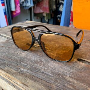 AS-IS VINTAGE AVIATOR FARME ORANGE LENSES SUNGLASSES in ORANGE