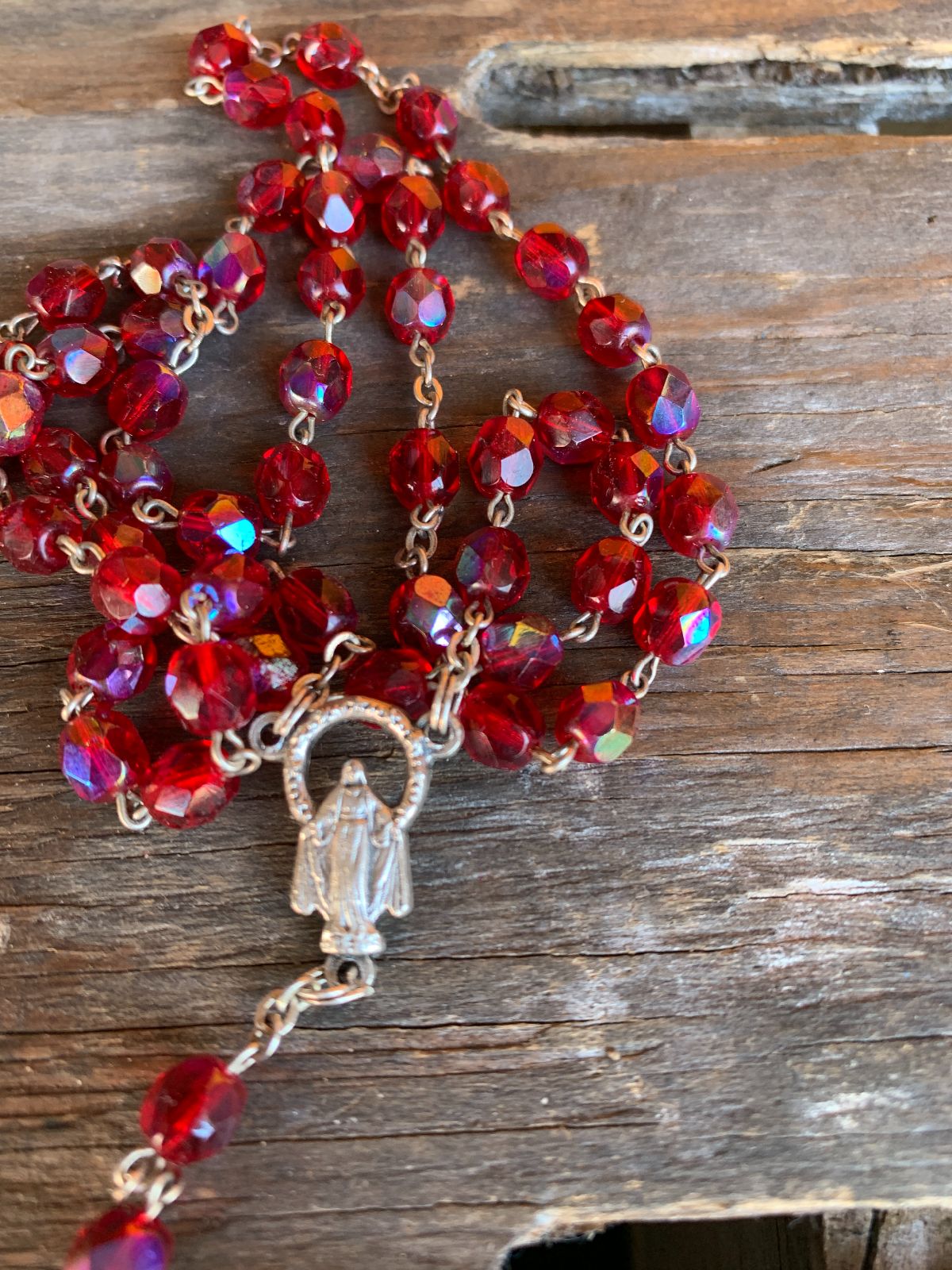 ITALY RED IRIDESCENT GLASS AND SILVER CROSS ROSARY in RED