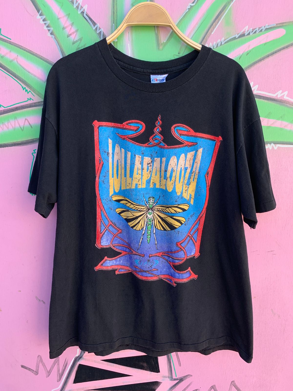 HANES 1992 DRAGONFLY LOLLAPALOOZA FESTIVAL CONCERT SINGLE STITCH T-SHIRT in BLACK